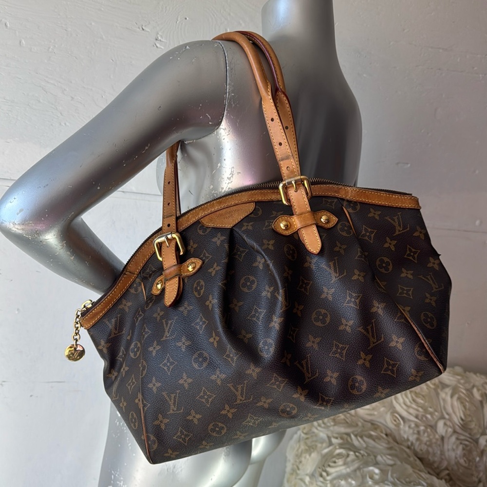 LOUIS VUITTON Monogram Tivori GM
